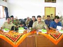 BIMBINGAN DAN PEMBINAAN CALON PETUGAS HAJI KOTA DENPASAR TAHUN 2008